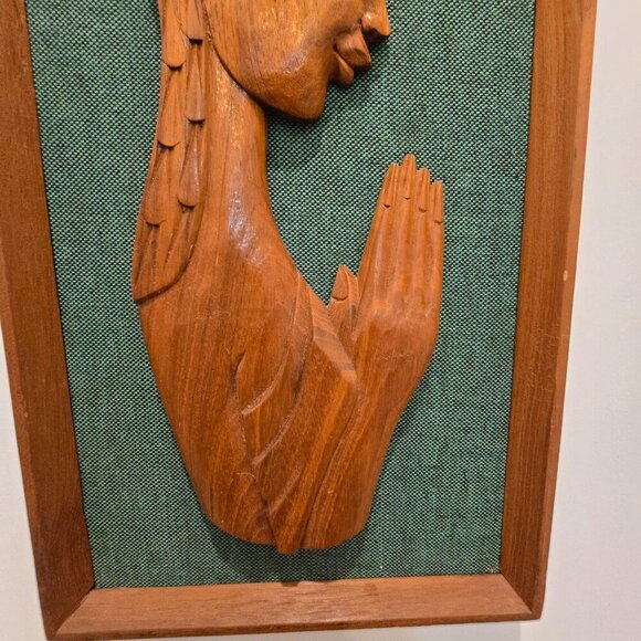 MCM Framed Carved Teak Wood Silhouette Woman Praying on Green Wall Hanging Art - Picture 5 of 10
